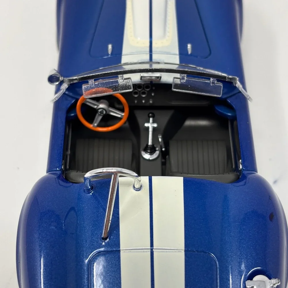 1965 Shelby Cobra 427 S/C Diecast Metal 1:24 Welly American Mint Premium Edition